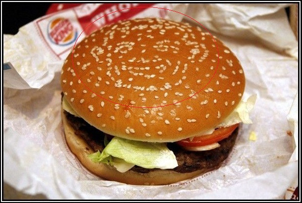 Gương mặt trên chiếc bánh sandwich