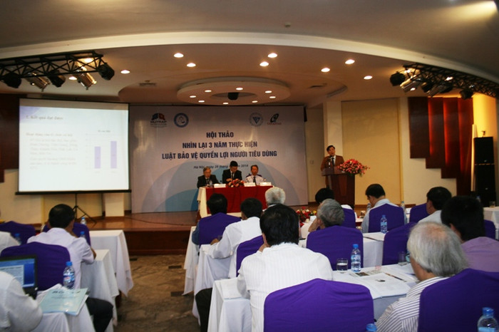 Hội thảo nhìn lại 3 năm thực thi Luật Bảo vệ quyền lợi người tiêu dùng. Hội thảo nhìn lại 3 năm thực thi Luật Bảo vệ quyền lợi người tiêu dùng.