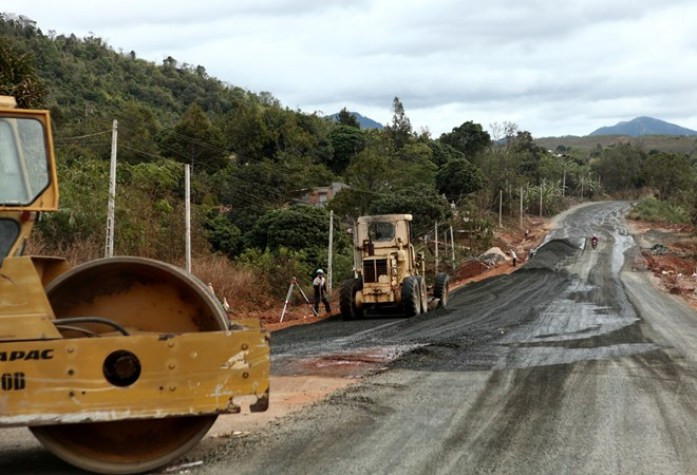 Cùng với dân, quyết làm xong sớm Quốc lộ 14 xuyên Tây Nguyên ảnh 1