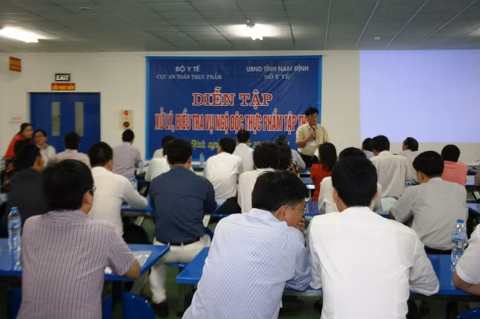 Tham dự buổi diễn tập có đại diện 31 Chi cục ATTP của 31 tỉnh thành miền Bắc từ Huế trở ra Tham dự buổi diễn tập có đại diện 31 Chi cục ATTP của 31 tỉnh thành miền Bắc từ Huế trở ra