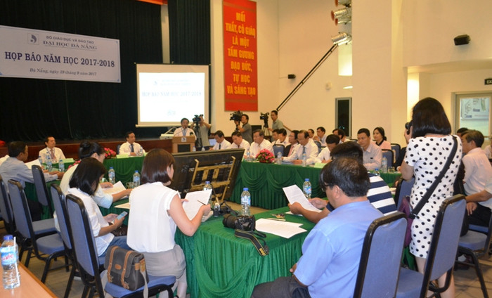 Tỷ lệ sinh viên ra trường có việc làm sau một năm tốt nghiệp của Đại học Đà Nẵng là hơn 90%.