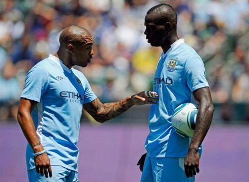 Anh bảo chú nhiều lần rồi. Đá là phải rắn, mà rắn thì phải chịu khó đạp vào mới được. Anh bảo chú nhiều lần rồi. Đá là phải rắn, mà rắn thì phải chịu khó đạp vào mới được.