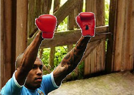 De Jong có tố chất của một VĐV boxing. De Jong có tố chất của một VĐV boxing.