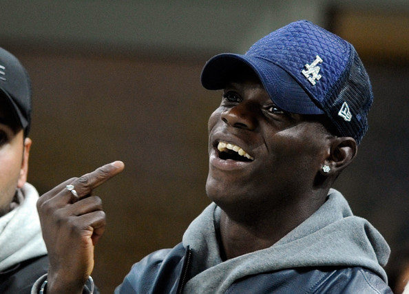 Các bạn nhìn tôi ư? Các bạn nhìn tôi ư?