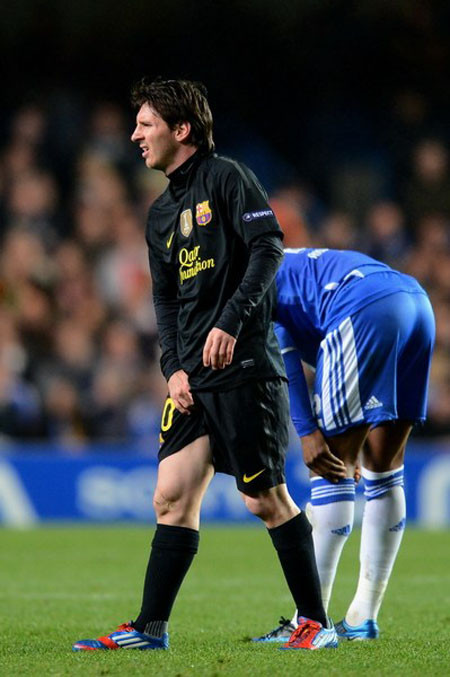 Messi, cầu thủ xuất sắc nhất hành tinh cũng có những lúc như thế này. Messi, cầu thủ xuất sắc nhất hành tinh cũng có những lúc như thế này.