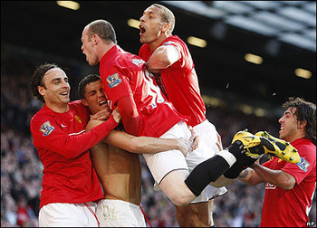 Nhìn CR7 kìa? Nhìn CR7 kìa?