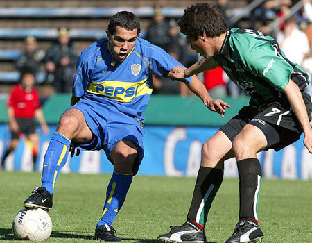 Chú bảo anh qua được không? Chú bảo anh qua được không?