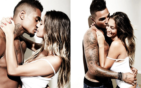 Boateng có vẻ nóng lòng được làm bố nhưng công việc người mẫu của Melissa chưa cho phép họ sinh con. "Kevin cứ giục giã đấy, tôi thì cũng có lúc nghĩ tới việc làm mẹ rồi nhưng hiện tại tôi chưa muốn mất tự do và công việc. Thời điểm này, tôi nghĩ mình sẽ cố gắng dung hòa cả hai", Melissa cho biết. Boateng có vẻ nóng lòng được làm bố nhưng công việc người mẫu của Melissa chưa cho phép họ sinh con. "Kevin cứ giục giã đấy, tôi thì cũng có lúc nghĩ tới việc làm mẹ rồi nhưng hiện tại tôi chưa muốn mất tự do và công việc. Thời điểm này, tôi nghĩ mình sẽ cố gắng dung hòa cả hai", Melissa cho biết.