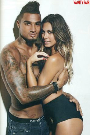 Lần đầu gặp tiền vệ người Ghana, Melissa tỏ ra khá thận trọng, cô chia sẻ: "Lúc đó tôi cạn sạch năng lượng và không muốn mình là miếng mồi ngon của các loại tin đồn. Tôi trở về với công việc và muốn một cuộc sống yên bình. Đó là lý sao với Kevin, tôi cẩn trọng, muốn có thời gian để cân nhắc". Lần đầu gặp tiền vệ người Ghana, Melissa tỏ ra khá thận trọng, cô chia sẻ: "Lúc đó tôi cạn sạch năng lượng và không muốn mình là miếng mồi ngon của các loại tin đồn. Tôi trở về với công việc và muốn một cuộc sống yên bình. Đó là lý sao với Kevin, tôi cẩn trọng, muốn có thời gian để cân nhắc".