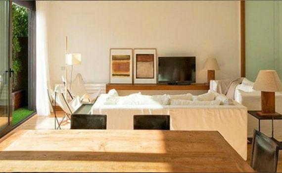 Dù rất đẹp nhưng Messi cùng bạn gái vẫn quyết định sửa sang thêm để phù hợp hơn với sở thích của họ như màu sắc ngôi nhà, nội thất…