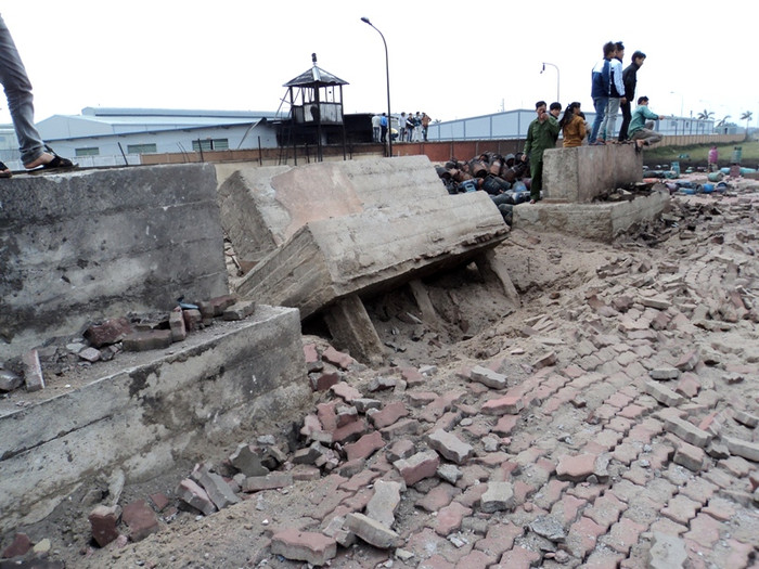 Khu vưc để bồn chứa bị nổ