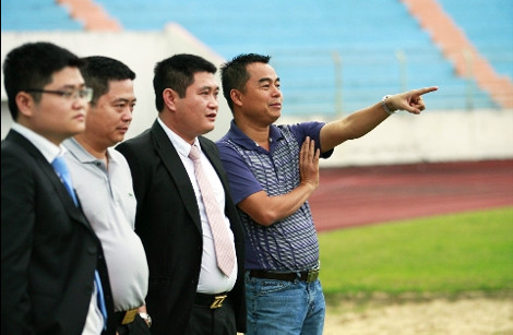 Đội bóng của gia đình bầu Thụy có đến 6 trận đấu 'có mùi' trong 1 năm. Đội bóng của gia đình bầu Thụy có đến 6 trận đấu 'có mùi' trong 1 năm.