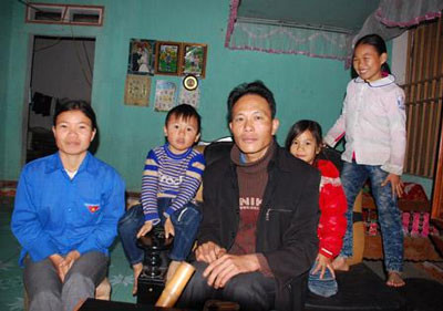 Hà Nội: Bới rác nhặt được 11 cây vàng ảnh 2 Hà Nội: Bới rác nhặt được 11 cây vàng ảnh 2