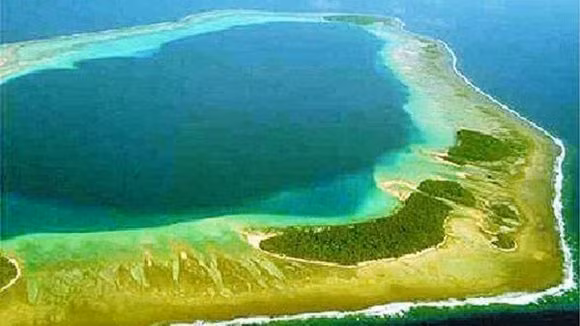 Việc một bên thứ ba đưa ra một ý kiến khách quan trên cơ sở luật quốc tế và có giá trị ràng buộc về pháp lý về việc Điều 121 cần được giải thích và áp dụng như thế nào đối với các cấu trúc địa chất ở Biển Đông sẽ giải quyết dứt điểm sự khác biệt này. Ảnh bãi cạn Scarborough.