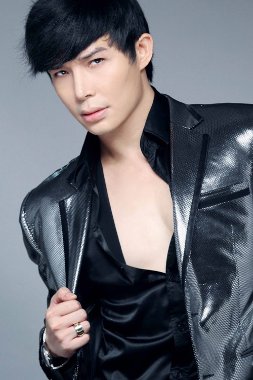 Nathan Lee đang rất hào hứng và sung sức với Cặp đôi hoàn hảo 2013