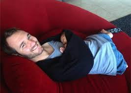 Giá trị lớn nhất Nick mang lại đó chính là người Việt Nam chúng tay hãy giúp người Việt Nam, mỗi người chúng ta cho dù không có gì đặc biệt nhưng hãy cố gắng giúp cho những người khác.