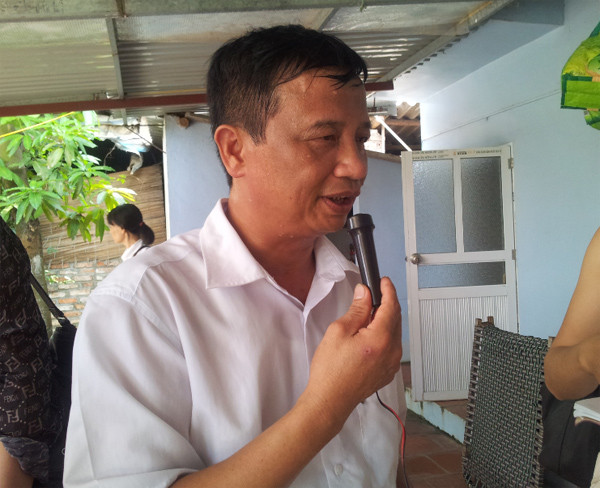 Ông Nguyễn Văn Quyết cho biết: “Hiện nay Vĩnh Sơn có khoảng 1.300 hộ với khoảng 5.700 nhân khẩu, thì có tới 850 hộ dân nuôi rắn. Rắn đã thay thế cho những con vật nuôi thuần nông khác ở làng nghề này, đem lại lợi nhuận cao hơn con trâu, con bò, con gà. Xây dựng ít tốn kém hơn, sử dụng lao động ít hơn, ô nhiễm môi trường ít hơn,…