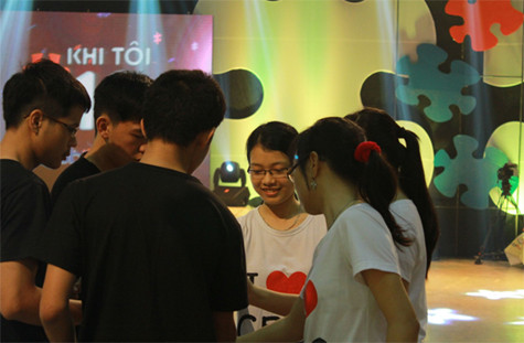 "Khi tôi 18" chắp thêm đôi cánh ước mơ cho các em học sinh trước ngưỡng cửa tuổi 18.