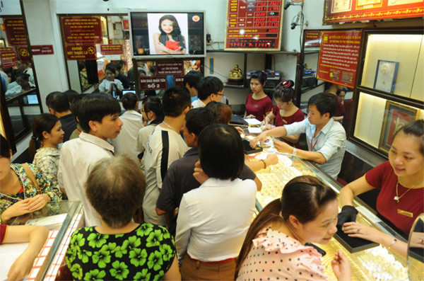 Có thể nói, mức giá thời điểm này đang rẻ nhất 2 năm qua, giảm 1 triệu đồng/lượng so với cách đây đúng 1 tuần. Có thể nói, mức giá thời điểm này đang rẻ nhất 2 năm qua, giảm 1 triệu đồng/lượng so với cách đây đúng 1 tuần.