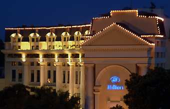 Khách sạn Hilton Hà Nội Khách sạn Hilton Hà Nội