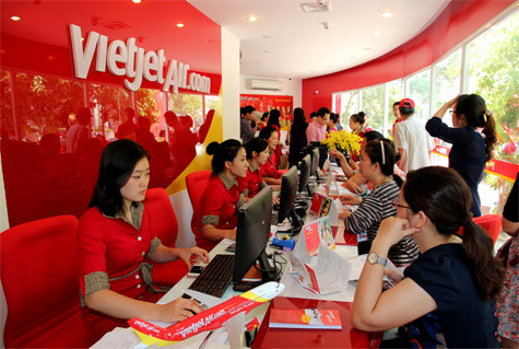 Ngày 20/7/2013,VietjetAir mở thêm điểm bán vé mới tại số 2C Trường Sơn/48 Phan Đình Giót, Q. Tân Bình, TP. Hồ Chí Minh. Ngày 20/7/2013,VietjetAir mở thêm điểm bán vé mới tại số 2C Trường Sơn/48 Phan Đình Giót, Q. Tân Bình, TP. Hồ Chí Minh.