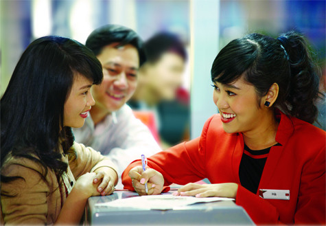 Ông Lê Hồng Hà – Tổng giám đốc Jetstar Pacific cho biết, năm 2012, Jetstar phục vụ gần 1,9 triệu lượt khách. Ông Lê Hồng Hà – Tổng giám đốc Jetstar Pacific cho biết, năm 2012, Jetstar phục vụ gần 1,9 triệu lượt khách.