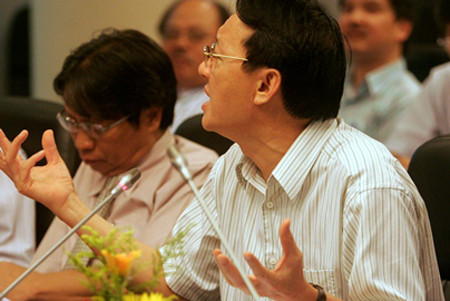 Theo Chủ tịch Sabeco thì quy định khống chế chi phí quảng cáo của bộ Tài chính đang kìm kẹp, giết chết doanh nghiệp. (Ảnh: T.Chí) Theo Chủ tịch Sabeco thì quy định khống chế chi phí quảng cáo của bộ Tài chính đang kìm kẹp, giết chết doanh nghiệp. (Ảnh: T.Chí)