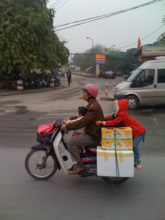 Một ông bố thờ ơ với tính mạng của con Một ông bố thờ ơ với tính mạng của con