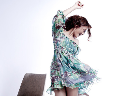 Có thể nói, năm vừa qua, sản phẩm âm nhạc của Văn Mai Hương không nhiều, nhưng đều là những sản phẩm có giá trị nghệ thuật và giải trí cao. Có thể nói, năm vừa qua, sản phẩm âm nhạc của Văn Mai Hương không nhiều, nhưng đều là những sản phẩm có giá trị nghệ thuật và giải trí cao.