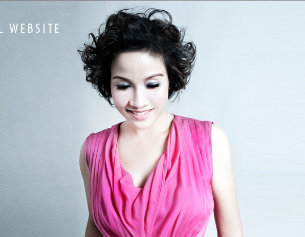 Tóc ngắn Acoustic - Một ngày thành công rực rỡ. Tóc ngắn Acoustic - Một ngày thành công rực rỡ.