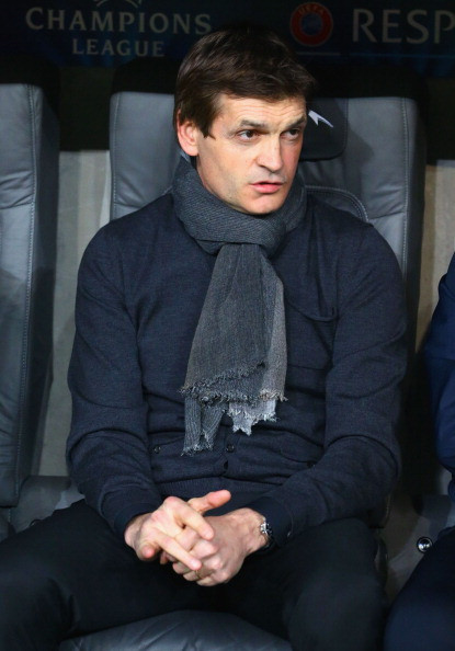 Tito bất lực. Tito bất lực.