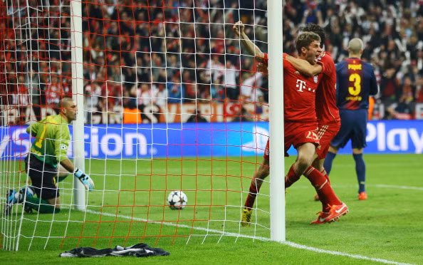 Bóng bổng, điểm yếu cố hữu của Barca đã bị các cầu thủ chủ nhà khai thác triệt để...