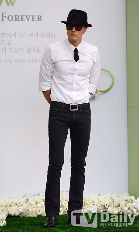 Dàn sao đình đám xứ Hàn mừng 'đám cưới thế kỷ' của Lee Byung Hun ảnh 14