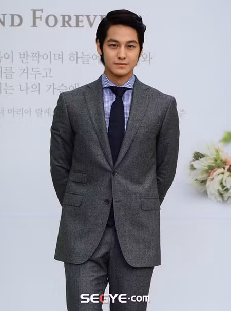 Dàn sao đình đám xứ Hàn mừng 'đám cưới thế kỷ' của Lee Byung Hun ảnh 12