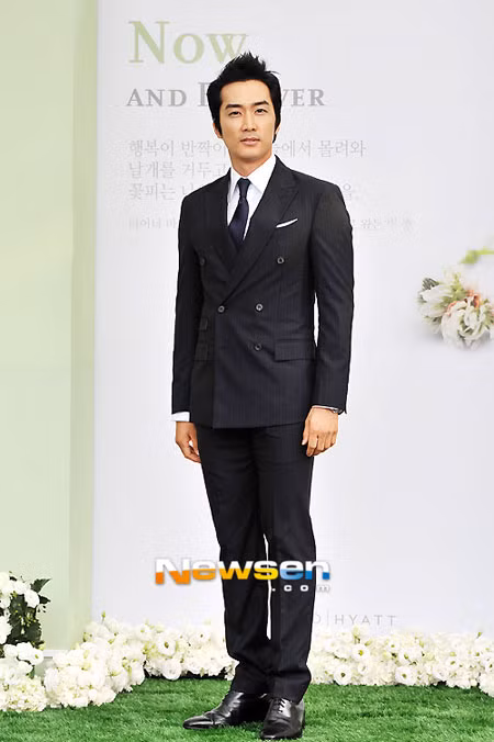 Dàn sao đình đám xứ Hàn mừng 'đám cưới thế kỷ' của Lee Byung Hun ảnh 8