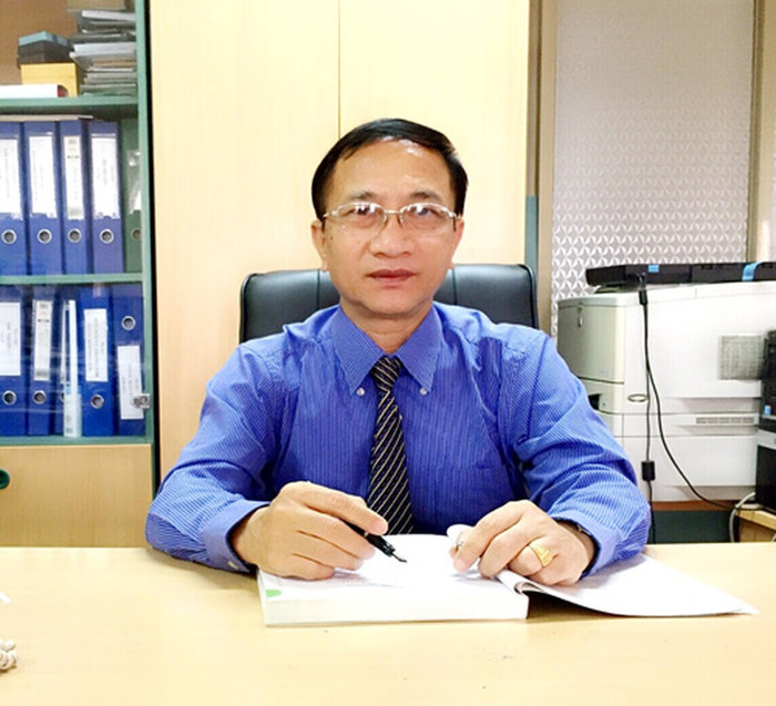 Tiến sĩ Hoàng Ngọc Vinh – nguyên Vụ trưởng Vụ Giáo dục chuyên nghiệp nhấn mạnh: “Không cá nhân, tổ chức nào có thể ngồi trên luật pháp”. (Ảnh nhân vật cung cấp) Tiến sĩ Hoàng Ngọc Vinh – nguyên Vụ trưởng Vụ Giáo dục chuyên nghiệp nhấn mạnh: “Không cá nhân, tổ chức nào có thể ngồi trên luật pháp”. (Ảnh nhân vật cung cấp)