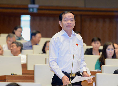 Theo Đại biểu Quốc hội khóa XIV Lê Thanh Vân, việc Tổng Liên đoàn Lao động Việt Nam ban hành một văn bản trái Luật là điều không thể chấp nhận được. (Ảnh: quochoi.vn) Theo Đại biểu Quốc hội khóa XIV Lê Thanh Vân, việc Tổng Liên đoàn Lao động Việt Nam ban hành một văn bản trái Luật là điều không thể chấp nhận được. (Ảnh: quochoi.vn)