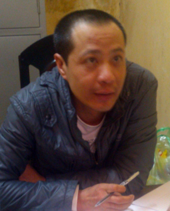 Trần Tuấn Khương tại cơ quan công an quận Ba Đình Trần Tuấn Khương tại cơ quan công an quận Ba Đình