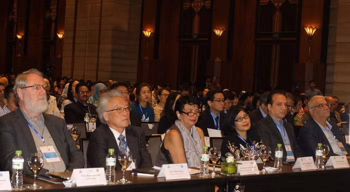 Gần 400 nhà quản lý, nhà khoa học quốc tế đến Việt Nam thảo luận về giáo dục mở (Ảnh: Linh Hương)