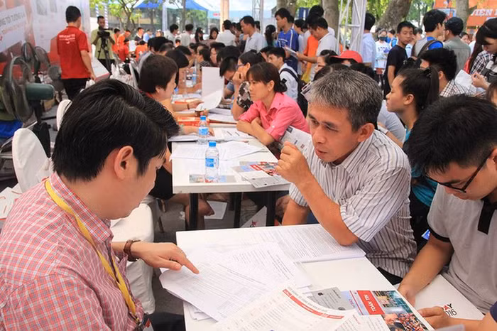 Theo Tiến sĩ Đặng Văn Định, trình độ cao đẳng thuộc giáo dục đại học là phù hợp với chuẩn quốc tế (Ảnh: Thùy Linh)
