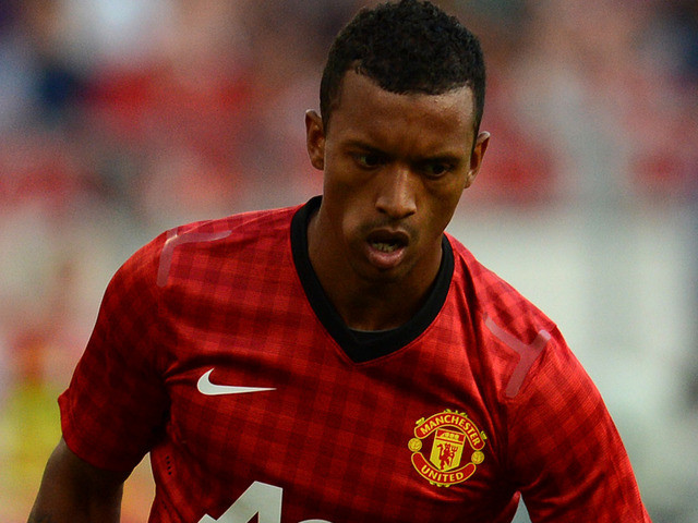 Tờ Gazzetta dello Sport đưa tin, AC Milan đang rất muốn có tiền vệ cánh Nani của Manchester United. BLĐ binh đoàn áo sọc đỏ đen đang chuẩn bị tới thành Manchester để tiến hành những cuộc đàm phán về tương lai cầu thủ này.