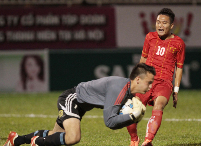 Hai bàn thắng của U21 Việt Nam đều có dấu ấn của cầu thủ mang áo số 10 này. Hai bàn thắng của U21 Việt Nam đều có dấu ấn của cầu thủ mang áo số 10 này.