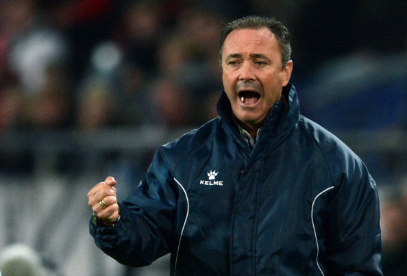 Juan Martinez đã vượt qua Jose Mourinho để giành giải thưởng HLV xuất sắc nhất La Liga 2011/12 nhờ thành tích giúp tí hon Levante giành vé dự Europa League.