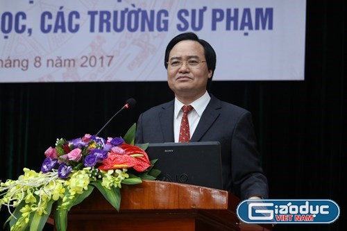 Quà tặng của thầy cả đời là những nụ cười ảnh 3 Quà tặng của thầy cả đời là những nụ cười ảnh 3