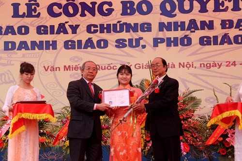 Toàn ngành giáo dục hiện có 4.687 giáo sư và phó giáo sư (Ảnh minh họa: Xuân Trung) Toàn ngành giáo dục hiện có 4.687 giáo sư và phó giáo sư (Ảnh minh họa: Xuân Trung)
