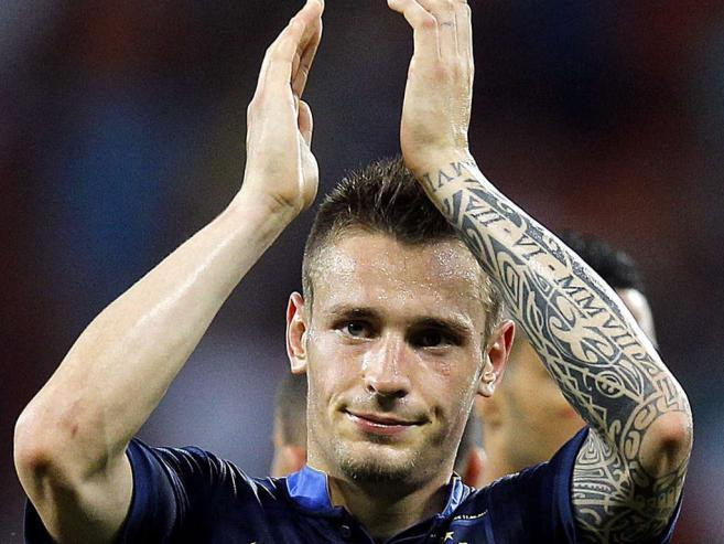 Mathieu Debuchy (Pháp) Mathieu Debuchy (Pháp)