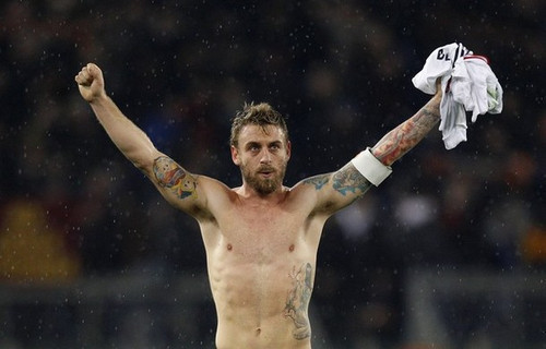Daniele De Rossi (Italia) Daniele De Rossi (Italia)