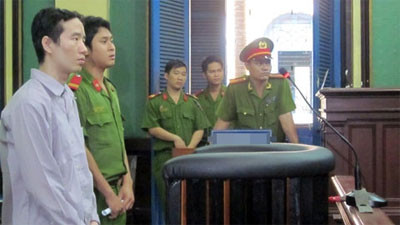 Bị cuỗm tài sản, xả hận lên gái bán hoa khác trong nhà nghỉ rồi tự sát ảnh 1 Bị cuỗm tài sản, xả hận lên gái bán hoa khác trong nhà nghỉ rồi tự sát ảnh 1