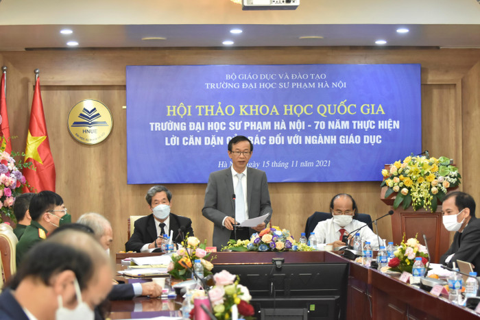 Ngày 15/11, Trường Đại học Sư phạm Hà Nội tổ chức Hội thảo khoa học quốc gia dưới hình thức trực tiếp kết hợp trực tuyến với chủ đề: “Trường Đại học Sư phạm Hà Nội - 70 năm thực hiện lời căn dặn của Bác đối với ngành giáo dục”.