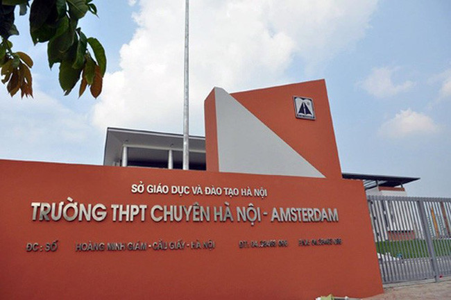 Nếu tốn kém thì nên tư nhân hóa hoặc cổ phần hóa trường chuyên (Ảnh chỉ mang tính chất minh họa, nguồn: VTV) Nếu tốn kém thì nên tư nhân hóa hoặc cổ phần hóa trường chuyên (Ảnh chỉ mang tính chất minh họa, nguồn: VTV)